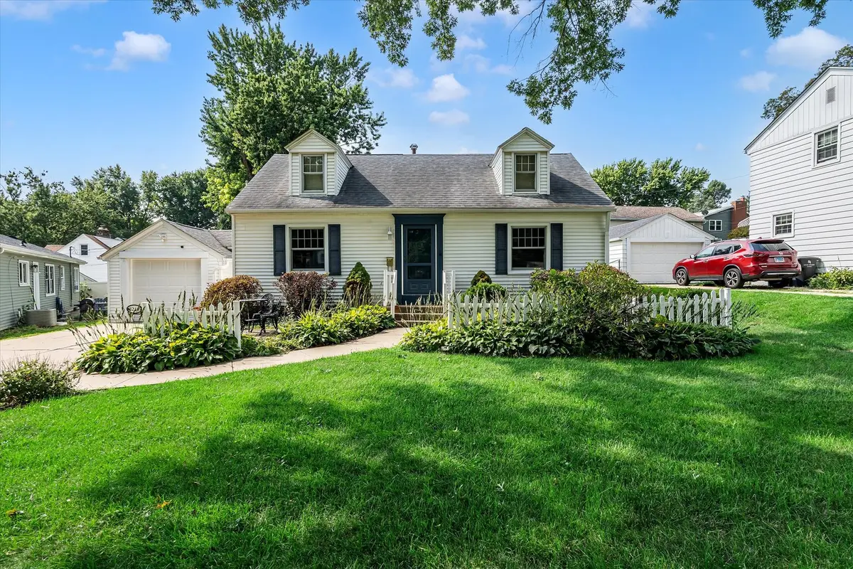 3248 14th Street, Rock Island, IL 61201 - #1