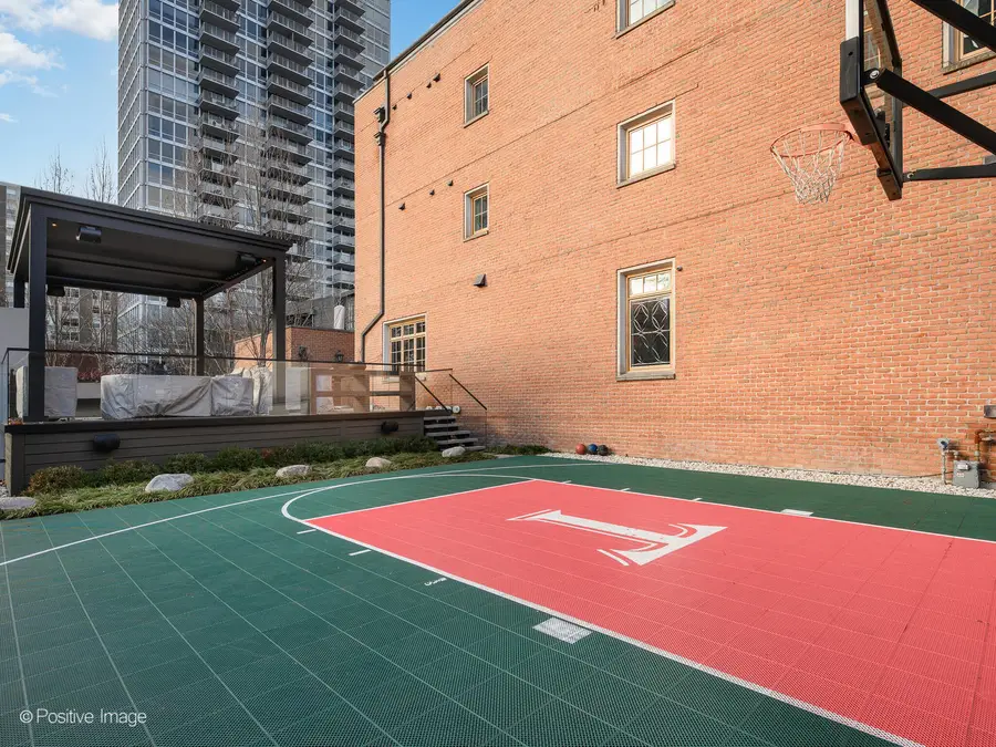 3026 N Lake Shore Drive, Chicago, IL 60657 - #3