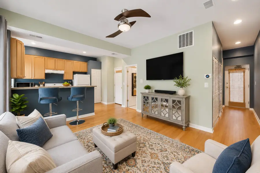 835 W Lawrence Avenue #2N, Chicago, IL 60640 - #2