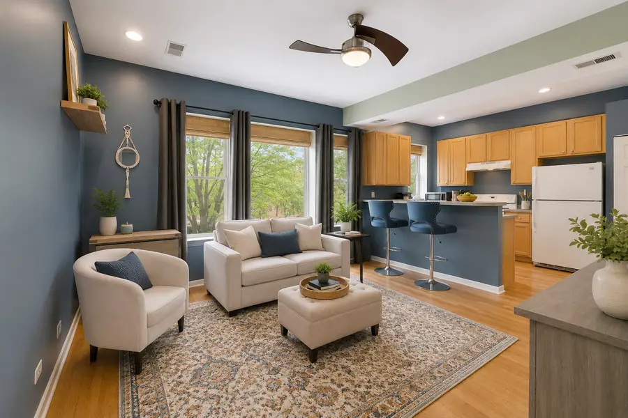 835 W Lawrence Avenue #2N, Chicago, IL 60640 - #3