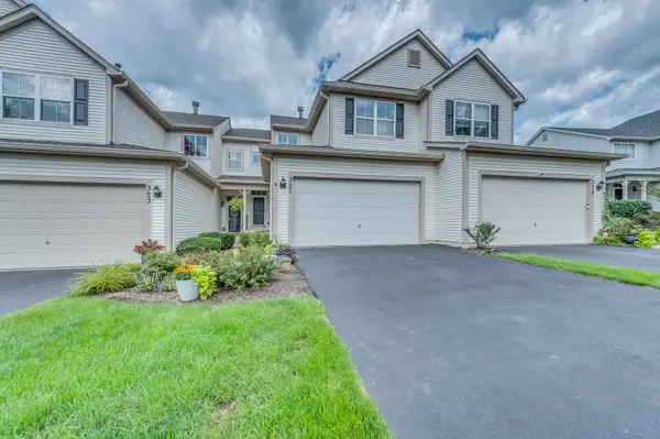 321 Grand Ridge Road #321, St. Charles, IL 60175