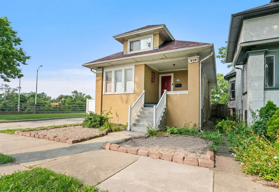 919 S Highland Avenue, Oak Park, IL 60304 - #2