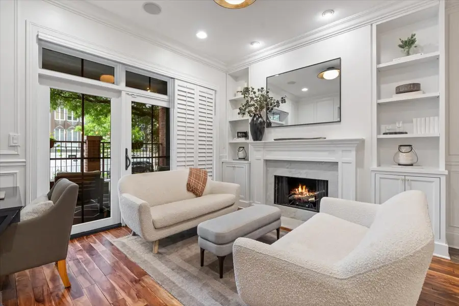 1318 W Webster Avenue #1, Chicago, IL 60614 - #2