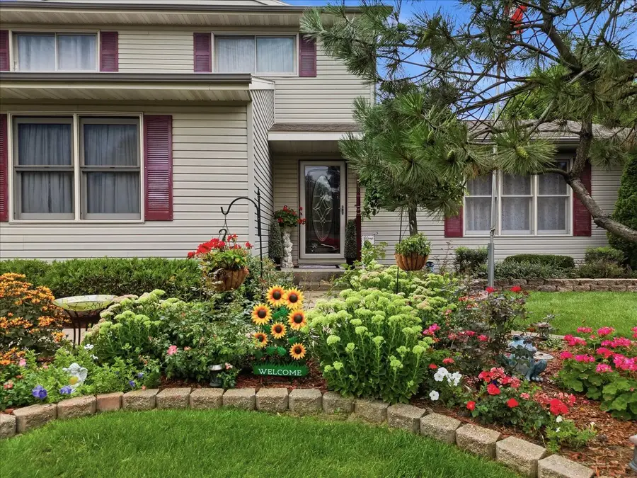 3606 E 20th Street, Sterling, IL 61081 - #2