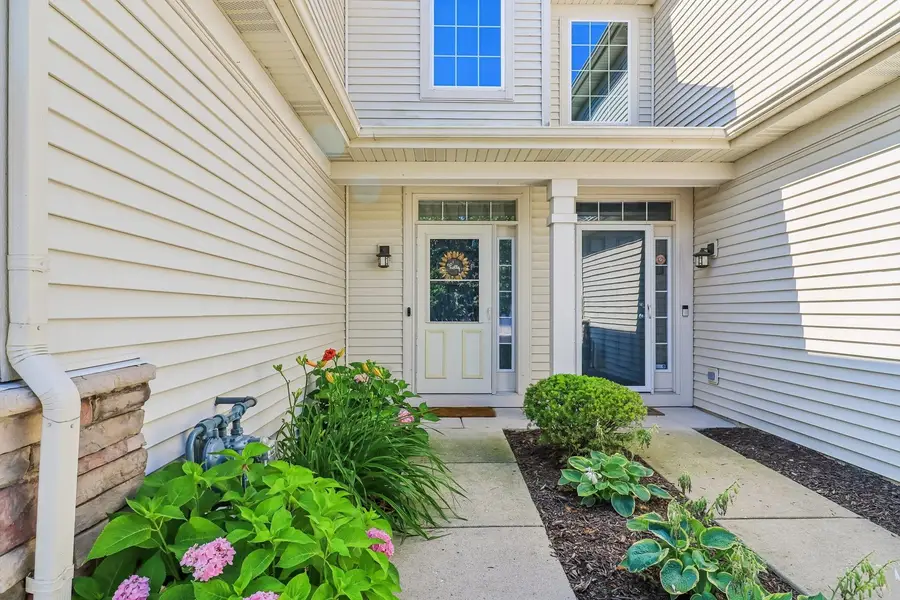 512 S Jade Lane, Round Lake, IL 60073 - #3