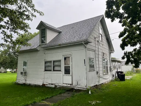 104 N Elm Street, Mclean, IL 61754