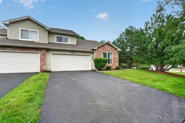 533 Mallard Lane #A, Sugar Grove, IL 60554