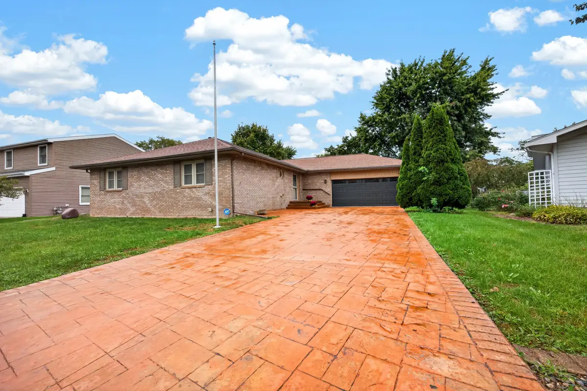 1512 Courtland Avenue, Normal, IL 61761 - #1
