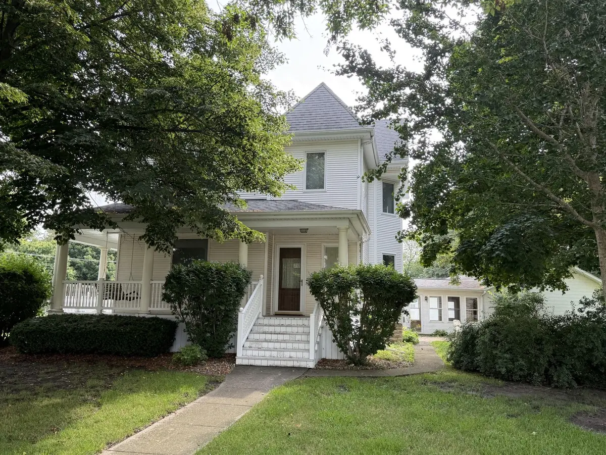 290 N Main Street, Herscher, IL 60941 - #1