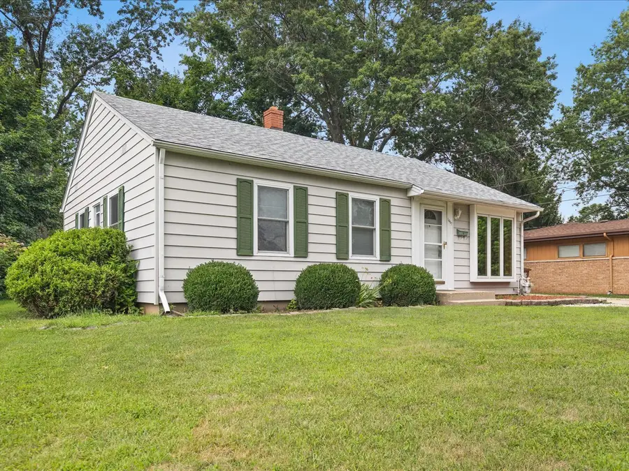 1407 Vassar Road, Rockford, IL 61103 - #3