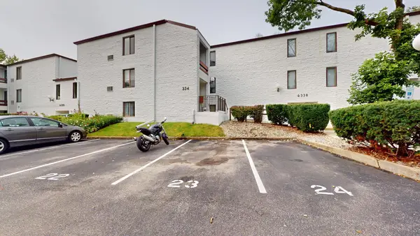 334 W Miner Street #3B, Arlington Heights, IL 60005