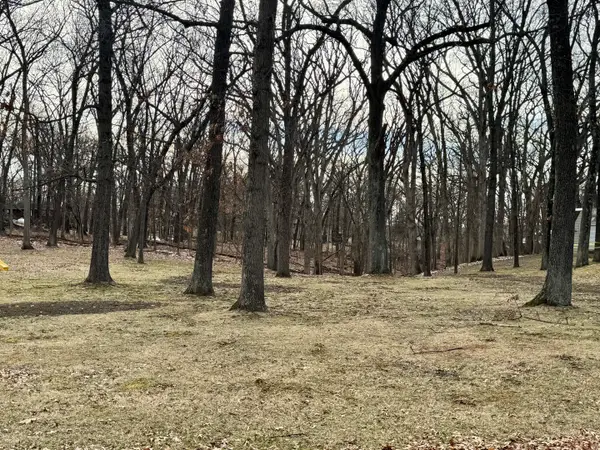 6 Acapulco Drive, Putnam, IL 61560