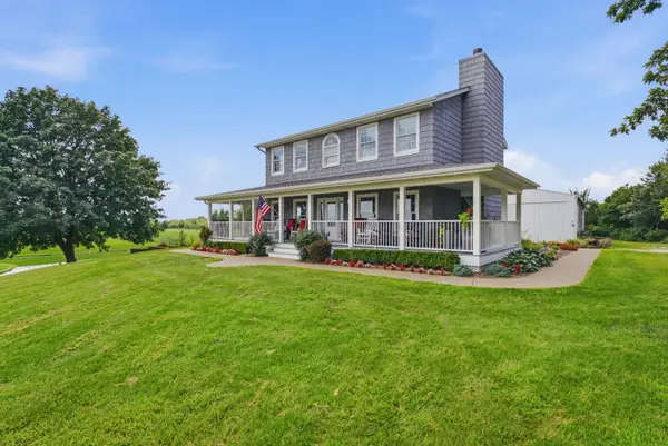 1531 Western Avenue, Blue Grass, IA 52726