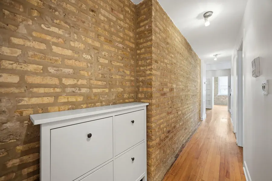 4542 N Albany Avenue #2, Chicago, IL 60625 - #2