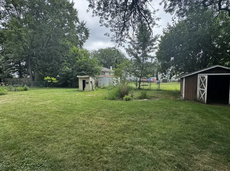 16 Somerset Road, Montgomery, IL 60538 - #3