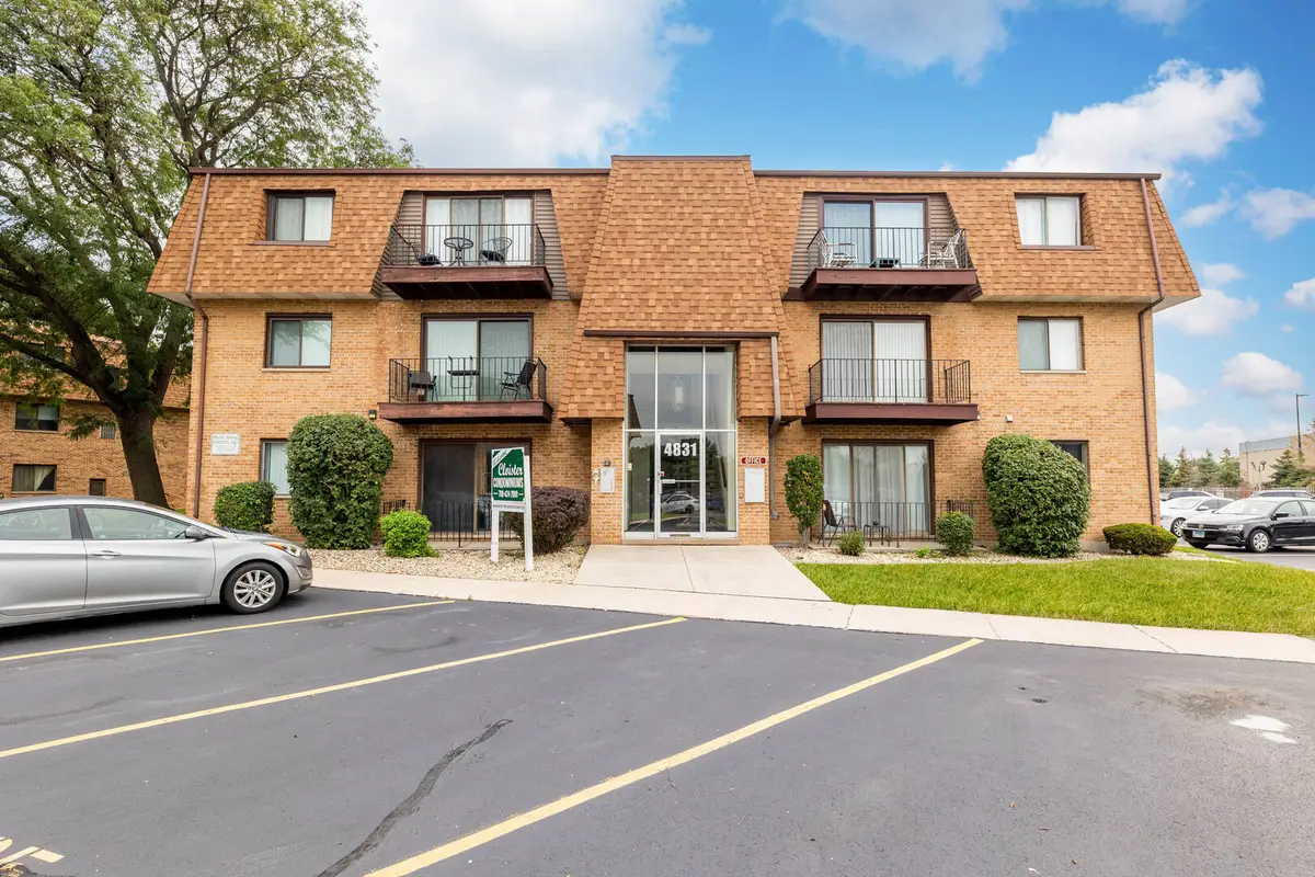 4831 W 109th Street #104, Oak Lawn, IL 60453 - #1