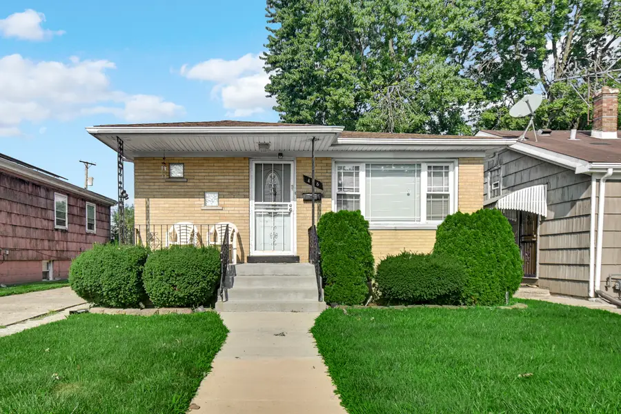 446 Greenbay Avenue, Calumet City, IL 60409 - #2