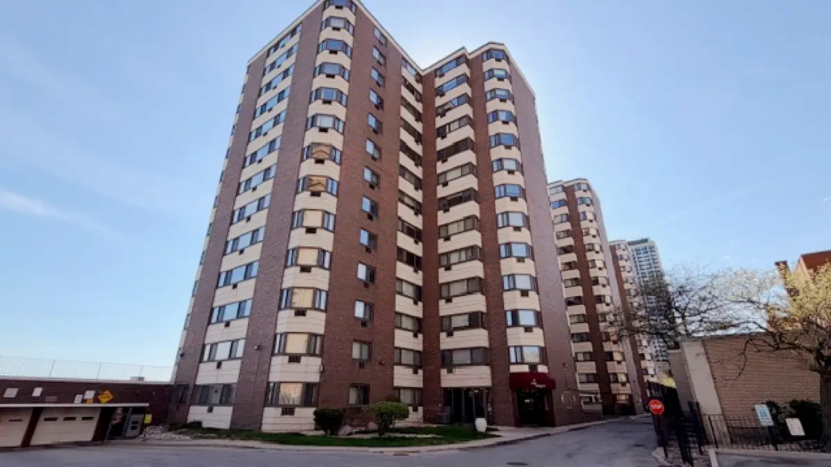 7337 S South Shore Drive #812, Chicago, IL 60649 - #1