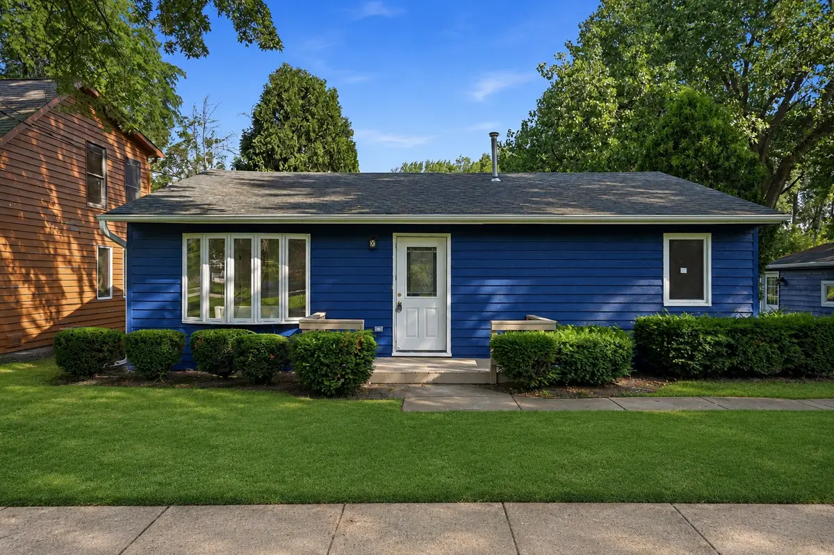 2804 Russett Road, McHenry, IL 60050 - #1
