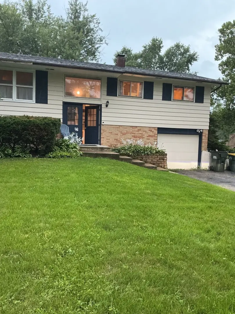 21W205 Coronet Road, Lombard, IL 60148 - #1
