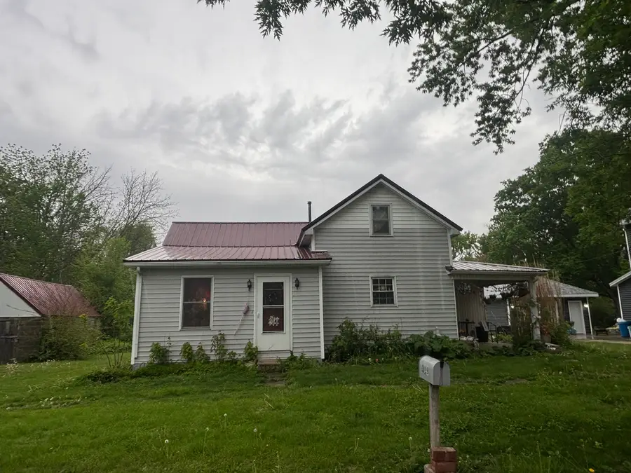 309 E Walnut Street, Piper City, IL 60959 - #2