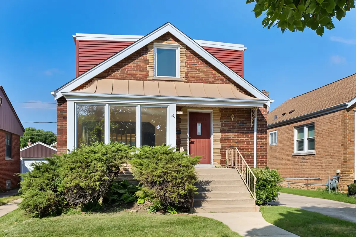 2240 S 9th Avenue, North Riverside, IL 60546 - #1