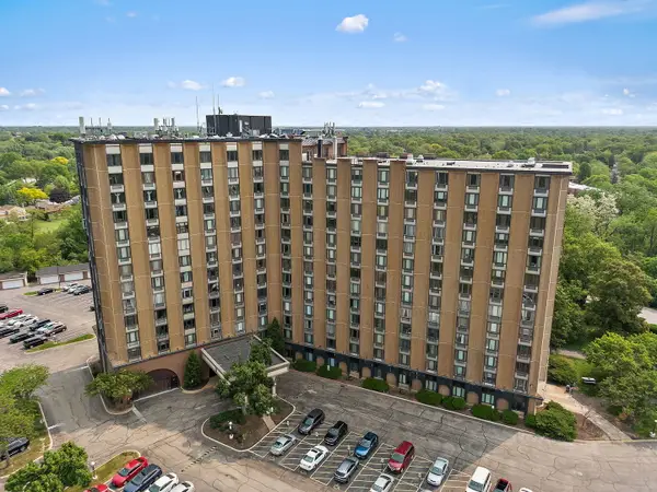 1 Renaissance Place #517, Palatine, IL 60067