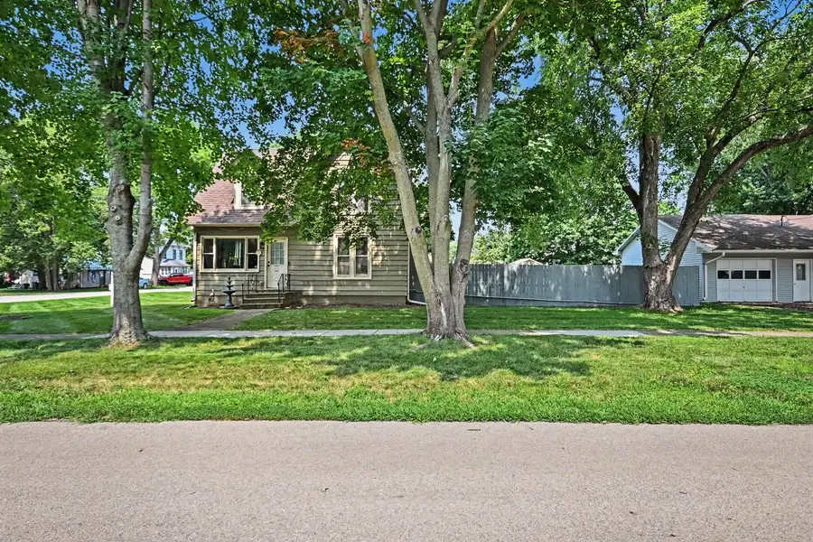 330 Pleasant Street, Sheridan, IL 60551 - #3