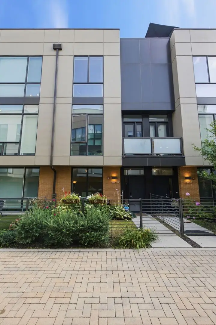 1918 N Campbell Avenue #D, Chicago, IL 60647 - #2