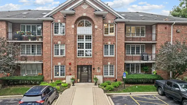 5645 S Cass Avenue #301, Westmont, IL 60559