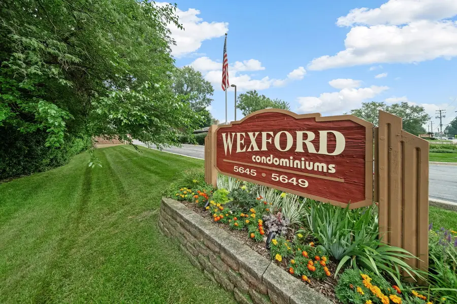 5645 S Cass Avenue #301, Westmont, IL 60559 - #2