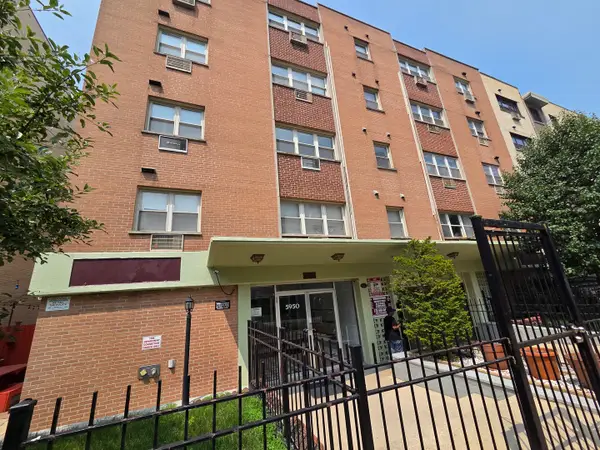 5950 N Kenmore Avenue #505, Chicago, IL 60660
