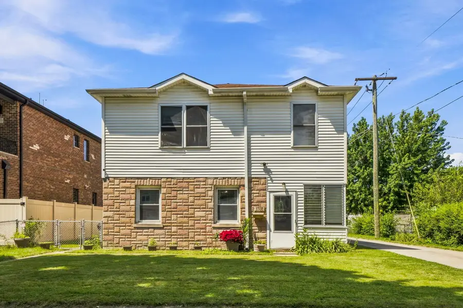 8336 Mango Avenue, Morton Grove, IL 60053 - #2
