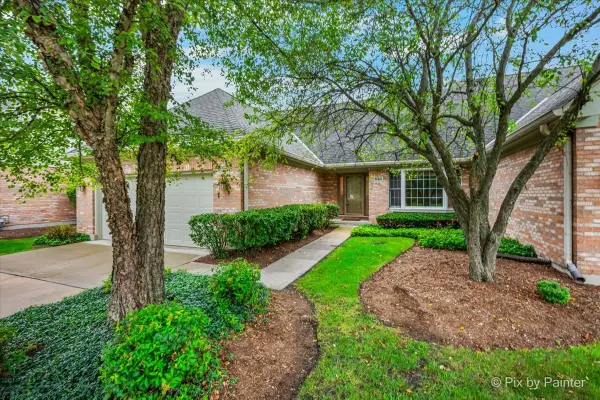 836 Wedgewood Drive, Crystal Lake, IL 60014