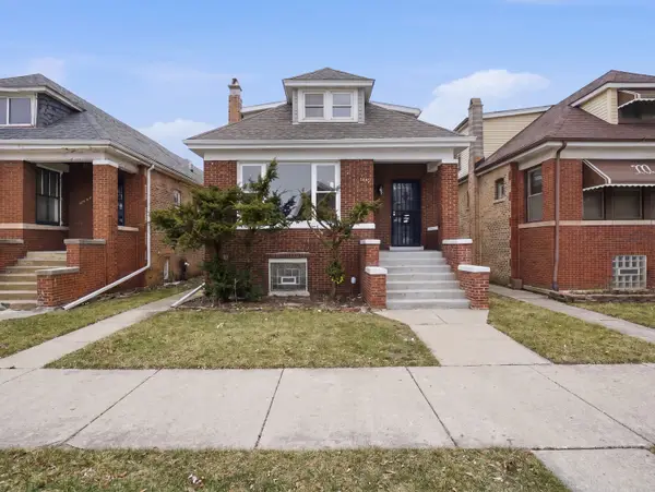 8011 S Dante Avenue, Chicago, IL 60619