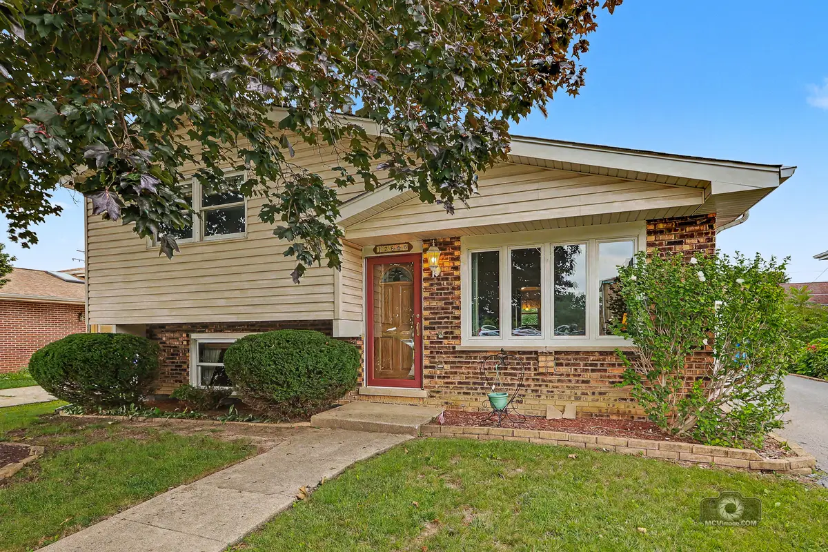 12855 Crestbrook Court, Crestwood, IL 60418 - #1