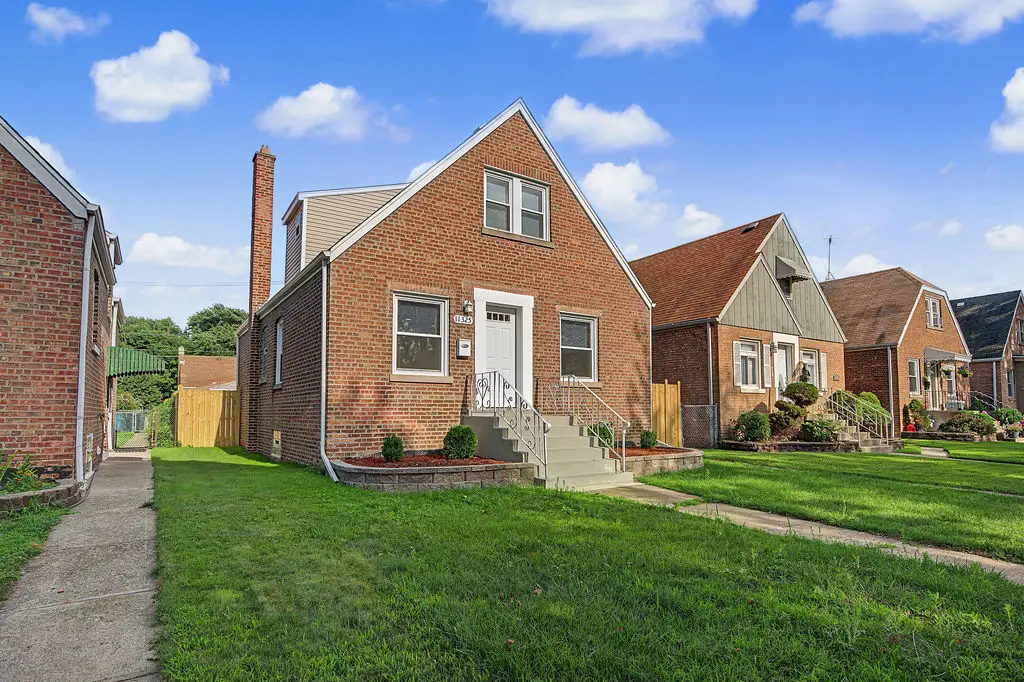 11325 S Avenue H, Chicago, IL 60617 - #1