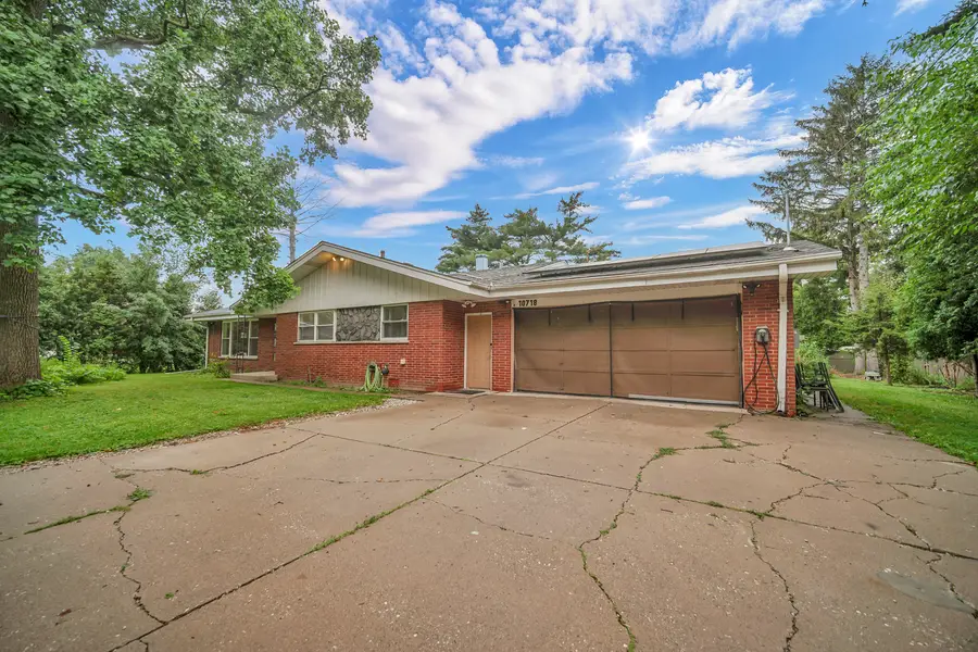 10718 S Neenah Avenue, Worth, IL 60482 - #3
