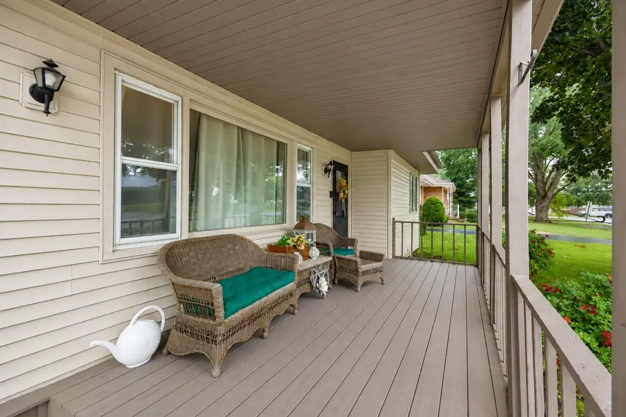 607 Wallace Avenue, Morris, IL 60450 - #2