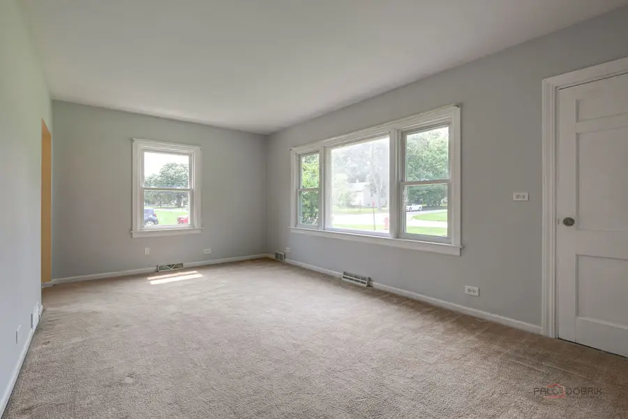 741 Franklin Avenue, Winthrop Harbor, IL 60096 - #3
