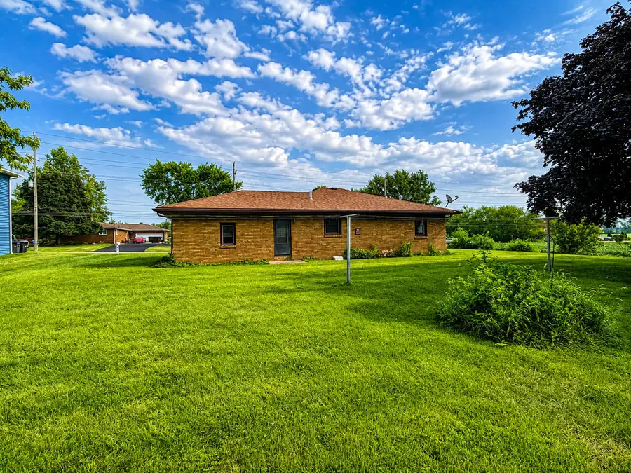 1721 E 1st Street, Streator, IL 61364 - #2