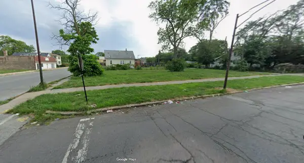 10600 S Wentworth Avenue, Chicago, IL 60628