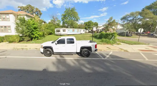 10625 S Wentworth Avenue, Chicago, IL 60628