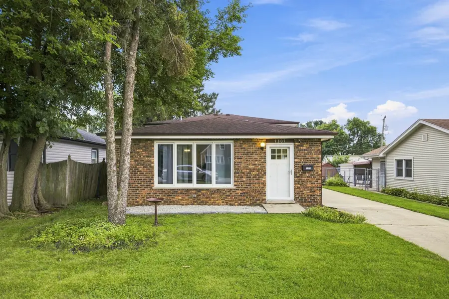 7307 W 113th Place, Worth, IL 60482 - #2