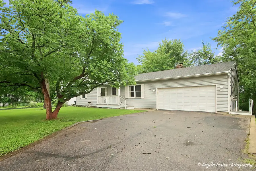 108 Vernon Drive, McHenry, IL 60051 - #2