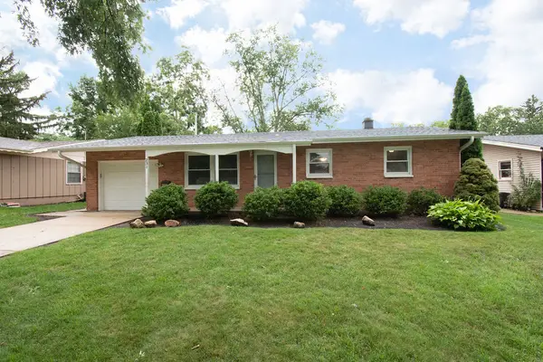 231 S 17th Street, St. Charles, IL 60174