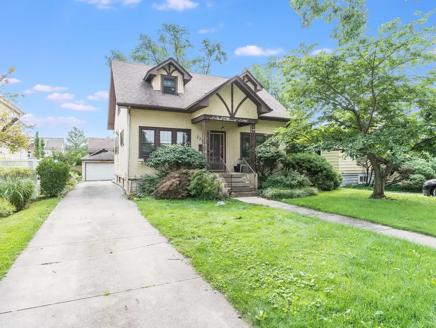 225 Pick Avenue, Elmhurst, IL 60126 - #2