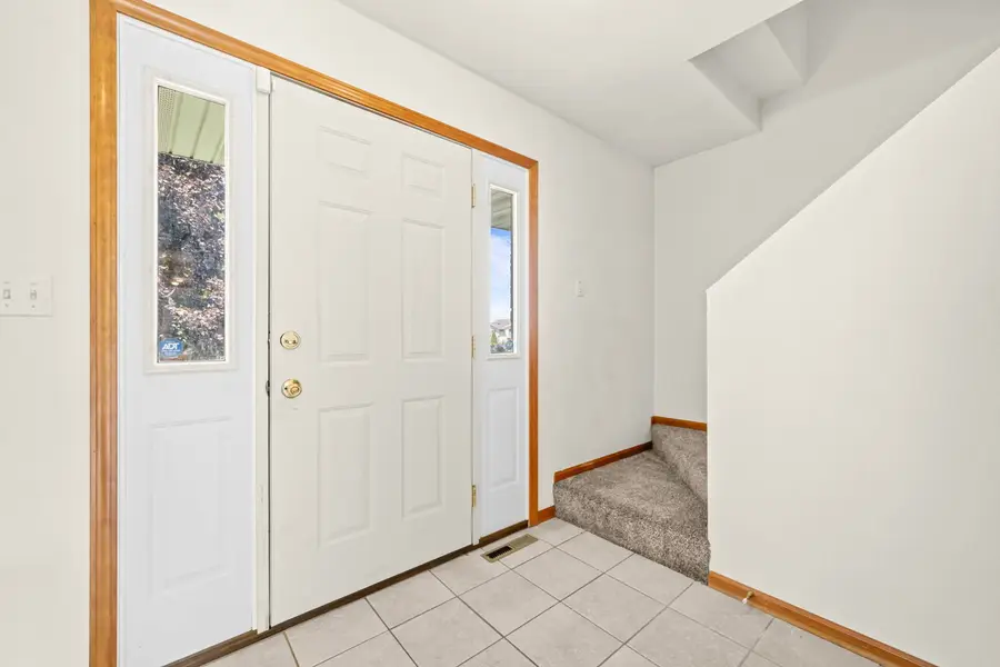 5480 Bastian Boulevard, South Beloit, IL 61080 - #3