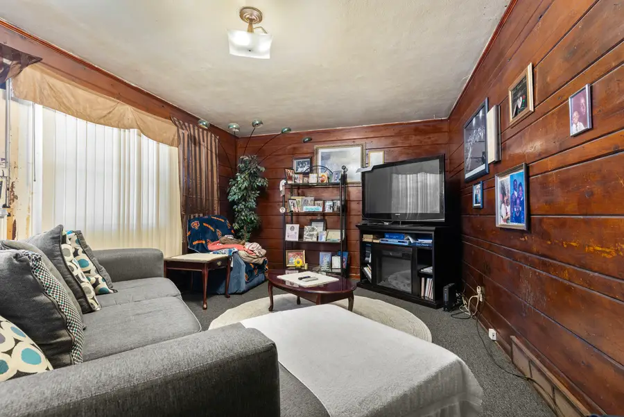 3420 Auburn Street, Rockford, IL 61101 - #2