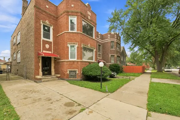 8718 S Kingston Avenue, Chicago, IL 60617